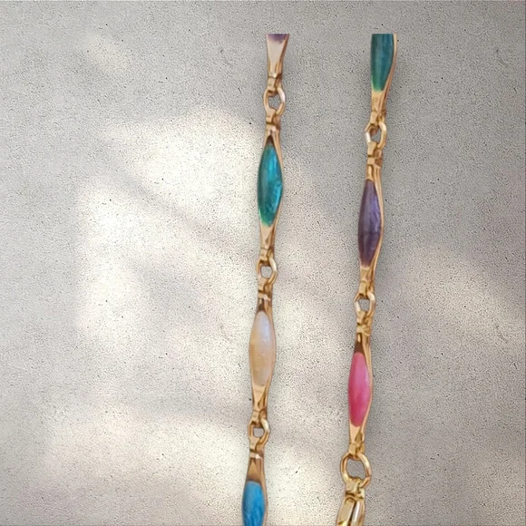 Vintage Colorful Beaded Necklace - Picture 4 of 6